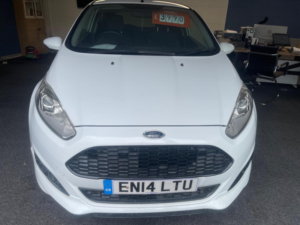 2014 Ford Fiesta 1.0t Ecoboost Zetec S Euro 5 (s/s) 3dr in White — image 6
