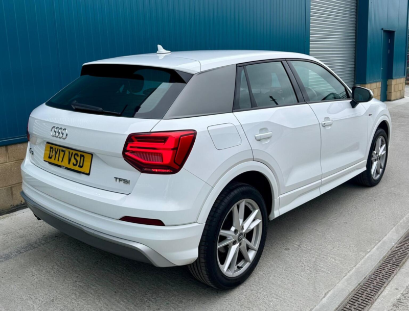 2017 Audi Q2 1.4 Tfsi Cod S Line Euro 6 (s/s) 5dr in White — image 1