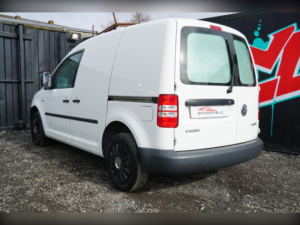 2015 Volkswagen Caddy 1.6 Tdi C20 75ps Startline in White — image 4