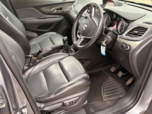 2014 Vauxhall Mokka 1.4 T Se in Grey — image 2