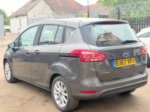 2017 Ford B-Max 1.6 Titanium Navigator Powershift Euro 6 5dr in Grey — image 4