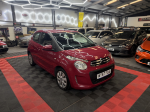 2017 Citroen C1 1.0 Vti Feel in Red — image 4