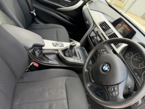 2016 BMW 3 Series 2.0 320i Se Saloon in White — image 5