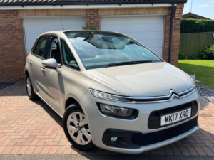 2017 Citroen C4 Picasso 1.6 Bluehdi Touch Edition Eat6 Euro 6 (s/s) 5dr in Beige — image 1