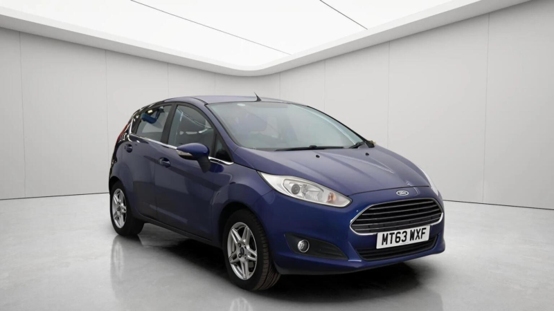 2013 Ford Fiesta 1.6 Zetec Powershift Euro 5 5dr in Blue — image 1