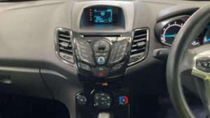 2013 Ford Fiesta 1.6 Zetec Powershift Euro 5 5dr in Blue — image 6