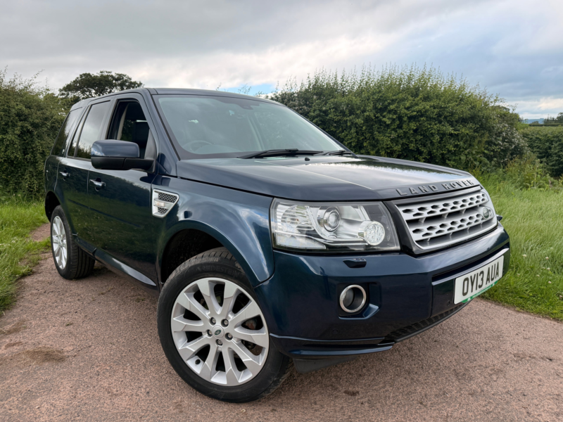 2013 Land Rover Freelander 2 2.2 Sd4 Hse Lux SUV 5dr Diesel Commandshift 4WD Euro 5 (190 Ps) in Blue — image 1