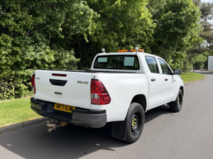 2021 Toyota Hilux 2.4 D-4d Active in White — image 3