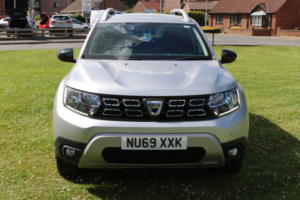 2019 Dacia Duster 1.5 Techroad Blue Dci 115 4x4 My19 in Grey — image 4