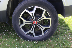 2019 Dacia Duster 1.5 Techroad Blue Dci 115 4x4 My19 in Grey — image 6