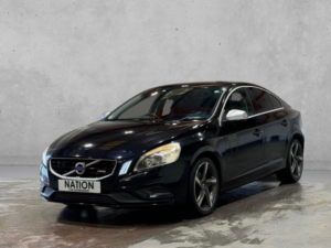 2013 Volvo S60 1.6 T4 R-Design Lux Nav Powershift Euro 5 4dr in Black — image 4