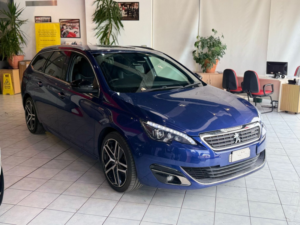 2014 Peugeot 1007 Estate Import in Blue — image 5