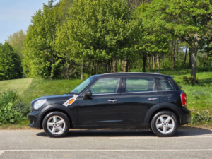 2012 MINI Countryman 1.6 One D Euro 5 (s/s) 5dr in Black — image 4