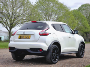 2015 Nissan Juke 1.6 Tekna Xtron Euro 5 5dr in White — image 6