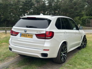 2015 BMW X5 3.0 X5 Xdrive30d M Sport in White — image 4