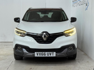 2016 Renault Kadjar 1.5 Dci Signature Nav Euro 6 (s/s) 5dr in White — image 2