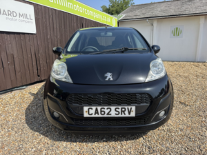 2013 Peugeot 107 1.0 12v Active in Black — image 2