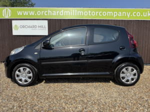 2013 Peugeot 107 1.0 12v Active in Black — image 3