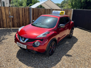 2014 Nissan Juke 1.2 Dig-T Tekna Euro 5 (s/s) 5dr Euro 5 in Red — image 6