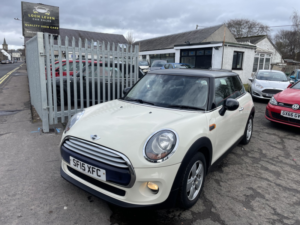 2015 MINI Hatch
