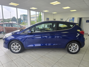 2017 Ford Fiesta 1.1 Ti-Vct Zetec in Blue — image 4