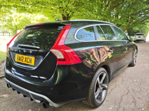2013 Volvo V60 1.6 T4 R-Design Lux Nav Powershift Euro 5 5dr in Black — image 6