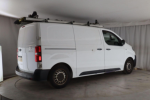 2021 Citroen Dispatch 1.5 Bluehdi 1000 Enterprise M Fwd 2 Euro 6 (s/s) 6dr in White — image 5