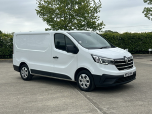 2022 Renault Trafic 2.0 Sl28 Blue Dci 130 Business+ Panel Van My22 in White — image 1