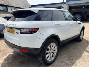2018 Land Rover Range Rover Evoque Ed4 Se Tech in White — image 4