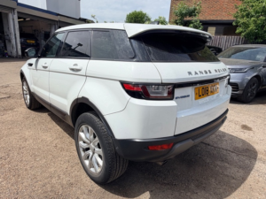 2018 Land Rover Range Rover Evoque Ed4 Se Tech in White — image 6