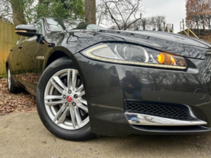 2013 Jaguar Xf 3.0 D V6 240*luxury*only73k-Xenons-Nav-Bt&dab-Lthr**stunning Example Low Miles** in Grey — image 2
