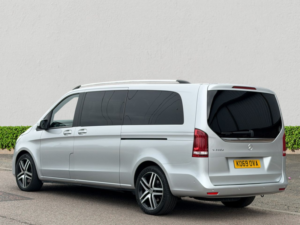 2020 Mercedes-Benz V-Class 2.0 V220d Sport MPV 5dr Diesel G-Tronic+ Euro 6 (s/s) Xlwb (163 Ps) in Silver — image 5