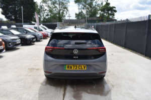 2023 Volkswagen Id.3 Pro Performance 58kwh Max Auto 5dr in Grey — image 6
