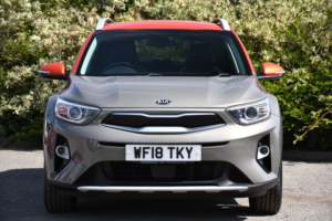 2018 Kia Stonic 1.0 T-Gdi First Edition SUV 5dr Petrol Manual Euro 6 (s/s) (118 Bhp) in Grey — image 5