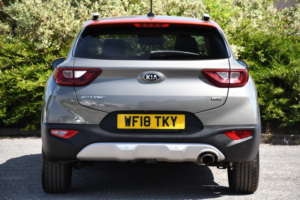 2018 Kia Stonic 1.0 T-Gdi First Edition SUV 5dr Petrol Manual Euro 6 (s/s) (118 Bhp) in Grey — image 6