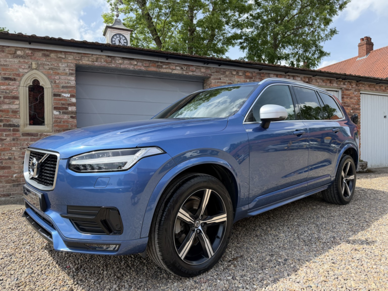 2016 Volvo Xc90 2.0 R-Design D5 AWD (225hp) in Blue — image 1