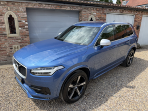 2016 Volvo Xc90 2.0 R-Design D5 AWD (225hp) in Blue — image 2