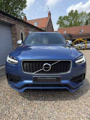 2016 Volvo Xc90 2.0 R-Design D5 AWD (225hp) in Blue — image 6