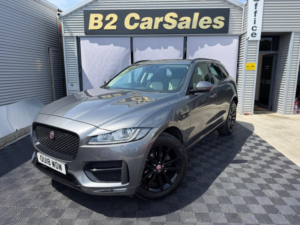 2018 Jaguar F-Pace 2.0 D180 R-Sport Auto AWD Euro 6 (s/s) 5dr in Grey — image 5