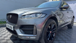 2018 Jaguar F-Pace 2.0 D180 R-Sport Auto AWD Euro 6 (s/s) 5dr in Grey — image 6