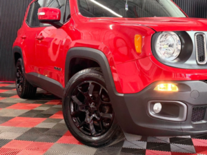 2015 Jeep Renegade 1.4 Renegade My16 1.4 Multiair Ii 140hp Longitude in Red — image 6