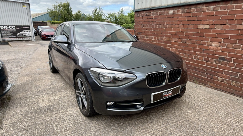 2014 BMW 1 Series 1.6 116i Sport 5-Door in Grey — image 1