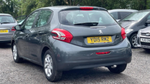 2015 Peugeot 208 1.2 Vti Puretech Active Euro 6 5dr in Grey — image 4