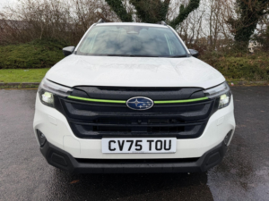 2025 Subaru Forester 2.0 I E-Boxer Field Lineartronic 4WD Euro 6 (s/s) 5dr in White — image 3