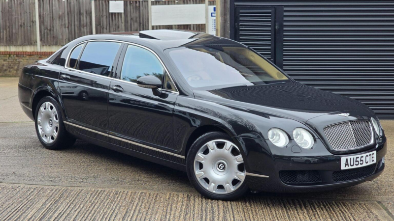 2005 Bentley Continental 6.0 W12 Flying Spur Auto 4WD Euro 4 4dr in Black — image 1