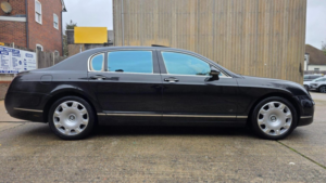 2005 Bentley Continental 6.0 W12 Flying Spur Auto 4WD Euro 4 4dr in Black — image 5