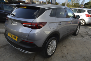 2018 Vauxhall Grandland X 1.2 Turbo Sport Nav in Grey — image 2