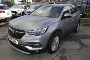 2018 Vauxhall Grandland X 1.2 Turbo Sport Nav in Grey — image 3