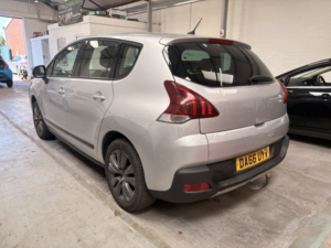 2016 Peugeot 3008 1.6 Bluehdi Active in Silver — image 4