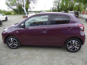 2018 Peugeot 108 1.0 Allure Euro 6 5dr in Purple — image 4